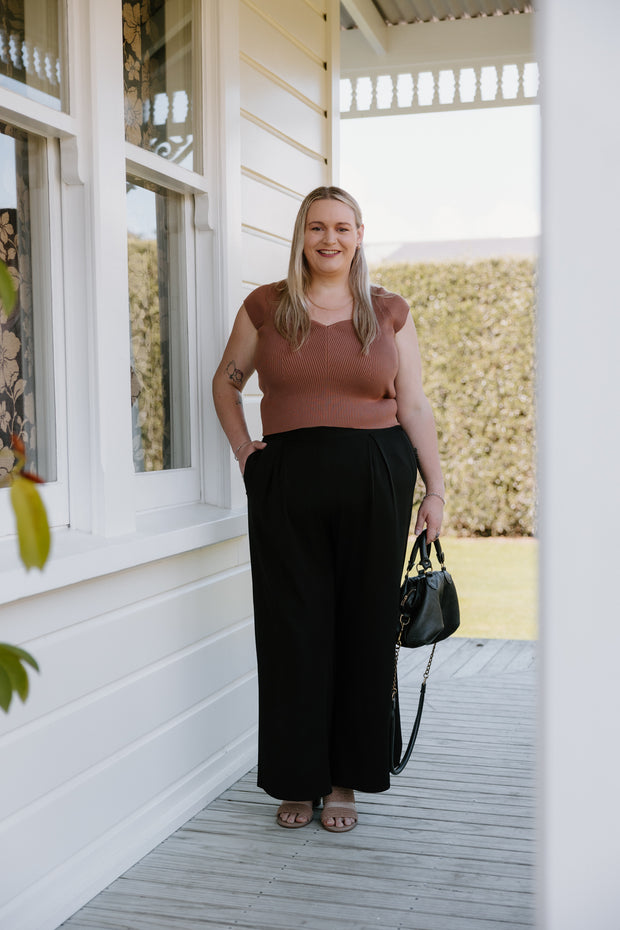 Olive Pants - Black
