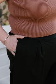 Olive Pants - Black