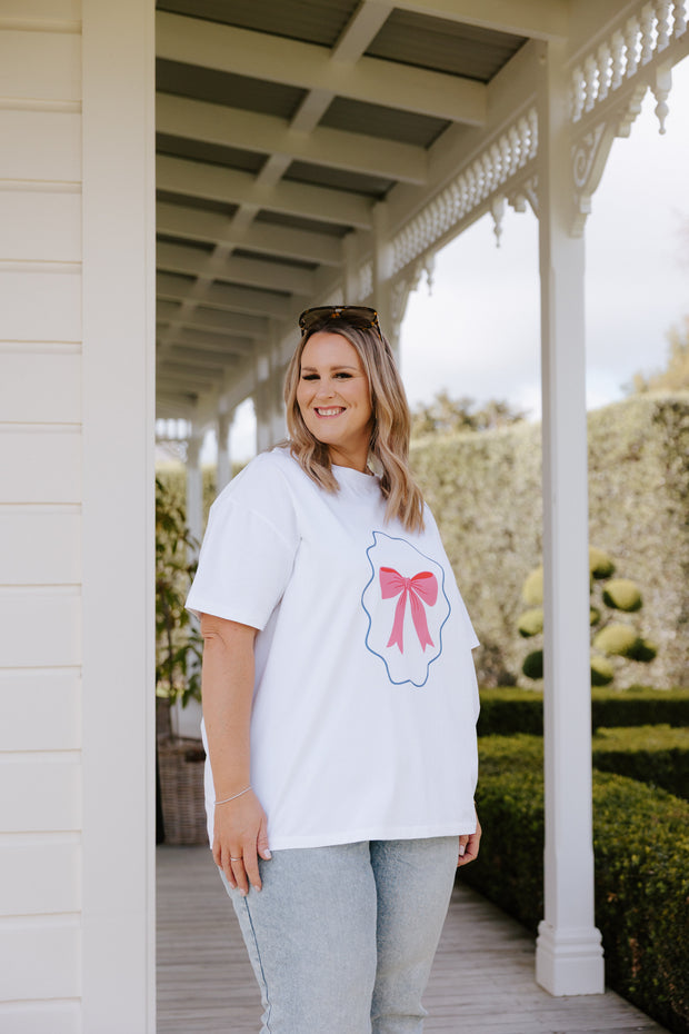 Oversized Tee - White w Bow