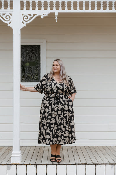 Nadia Dress - Black Star Print