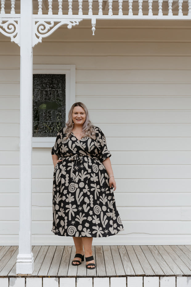 Nadia Dress - Black Star Print